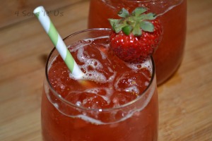 Sweet southern strawberry iced tea